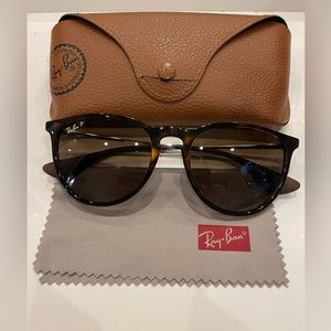 Ray-Ban Erika Classic polarized sunglasses